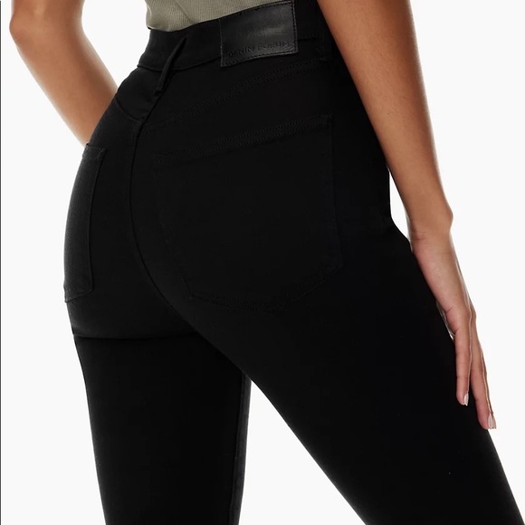 Denim Forum - The Lola High Rise Skinny Crop W/ Raw Hem - Picture 3 of 6